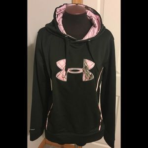 Under Armour Hoody.